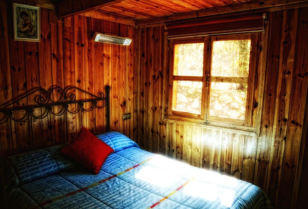 Camping Ruta Del Purche Monachil Szoba fotó