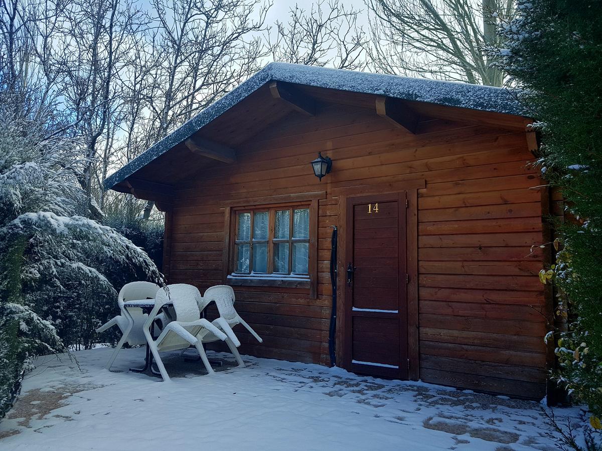 Camping Ruta Del Purche Monachil Kültér fotó