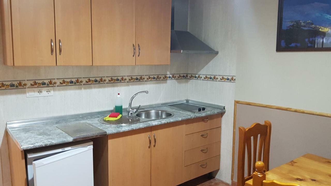 Camping Ruta Del Purche Monachil Kültér fotó