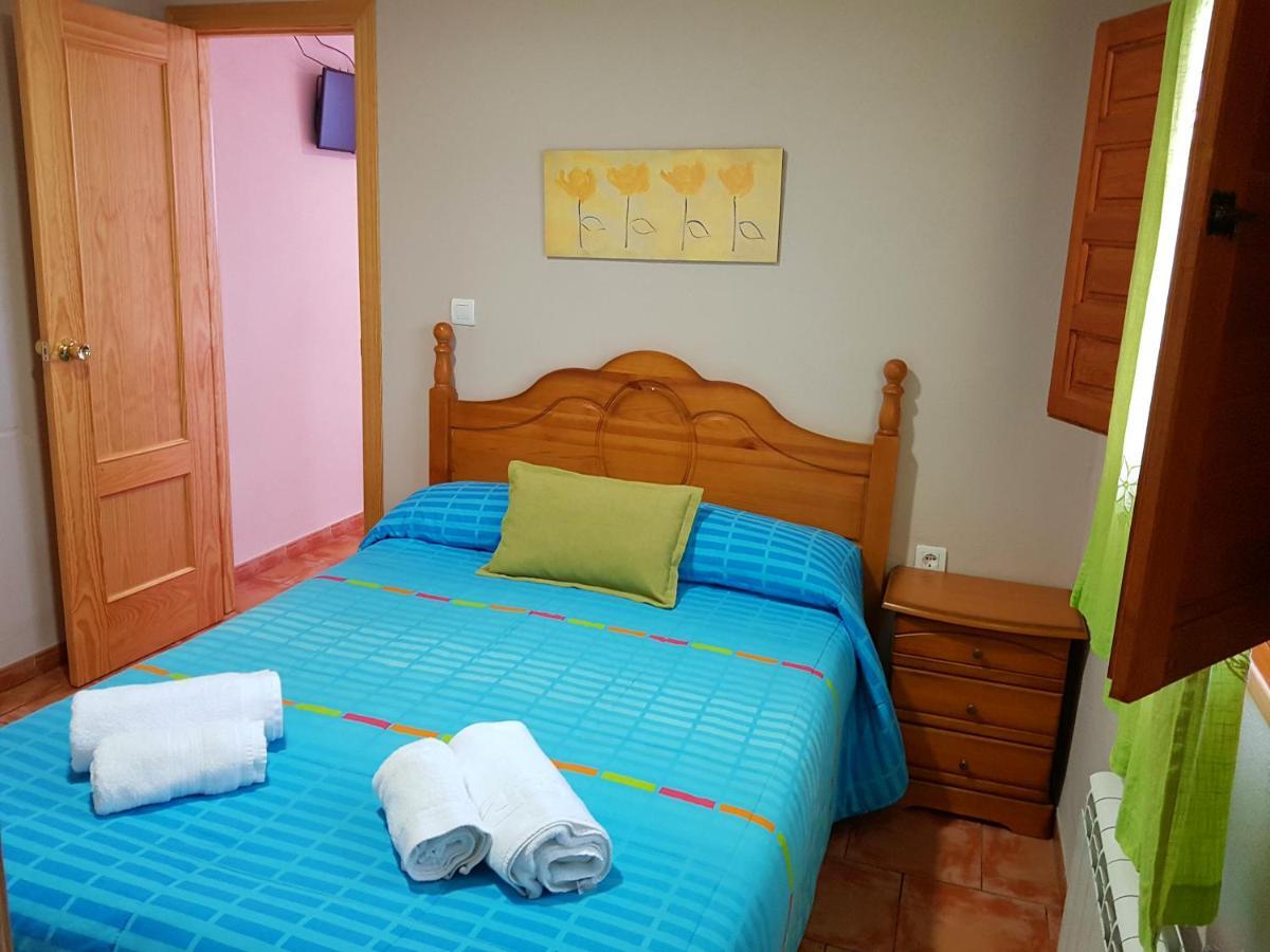 Camping Ruta Del Purche Monachil Szoba fotó